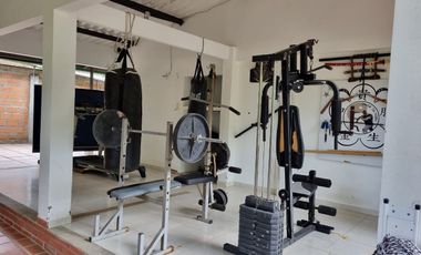 CASA CAMPESTRE PARA LA VENTA EN CHINCHINA