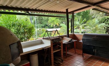 CASA CAMPESTRE PARA LA VENTA EN CHINCHINA