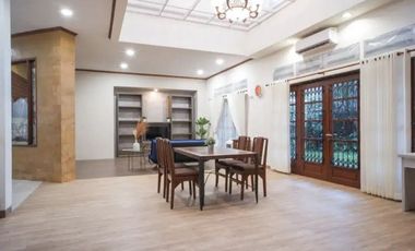 Rumah Mewah Kompleks Exclusive MARGOREJO INDAH