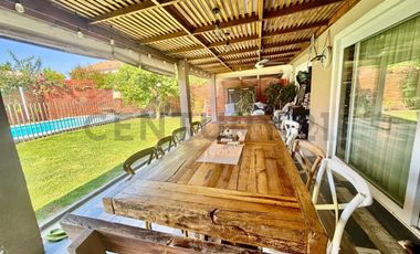 SE ARRIENDA HERMOSA CASA EN TIERRAS LINDAS