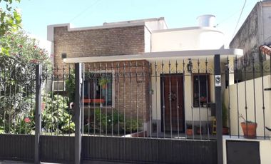 Casa PH en venta en Quilmes Oeste Centro