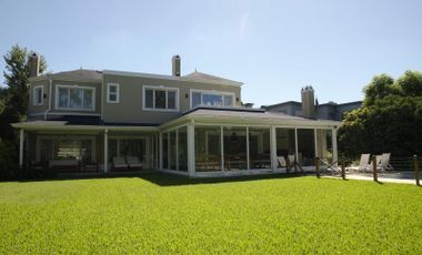 Excelente casa en venta en Pacheco Golf