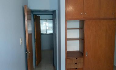 LINDO / BUEN ESTADO   Bº COVIMET   3 DORM  PATIO   ESPACIO ESTACIONAMIENTO   USD 25.000  IMPERIO MAT.518