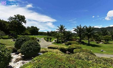 Grand Golf Villa in Hua Hin at Palm Hills Golf Resort
