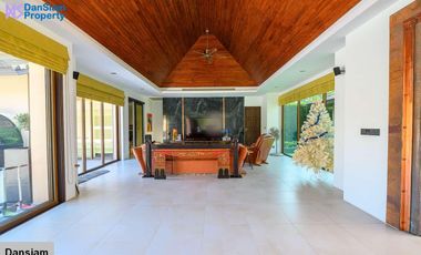 Grand Golf Villa in Hua Hin at Palm Hills Golf Resort