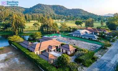 Grand Golf Villa in Hua Hin at Palm Hills Golf Resort