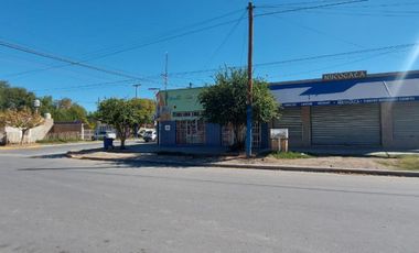 Esquina Comercial en J.J Gomez