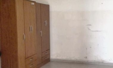 Ramon Falcon 140 / Lomas De Zamora