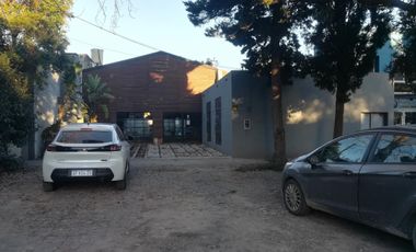EXCELENTE LOCAL EN VENTA DE 433 MTS, EN EL BAJO DE SAN ISIDRO , CUB:  314 MTS, FRENTE: 15.60 X 31MTS
