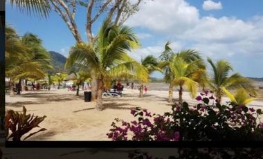 Vendo Alquilo casa en Playa Dorada $170,000 $850 #332