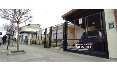 venta casa 3 amb Paso del rey centro