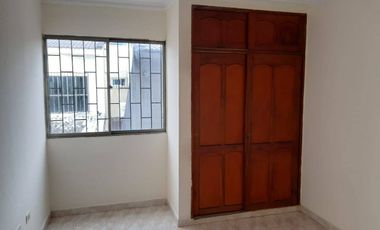 APTO EN VENTA BARRIO PORTAL DE ALMERIAS | 4086