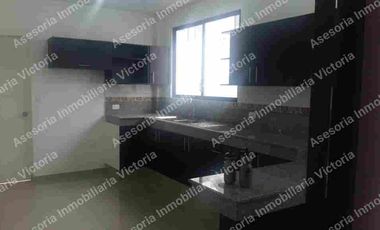 Casa de Alquiler en Urb. Napoli- Via Salitre