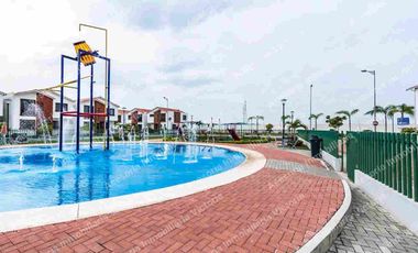 Casa de Alquiler en Urb. Napoli- Via Salitre