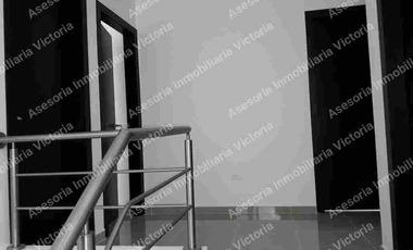 Casa de Alquiler en Urb. Napoli- Via Salitre