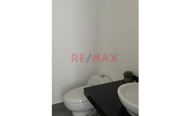 Moderno Departamento En Palmeras Del Chipe – 3 Dorm., Balcón Y Cochera