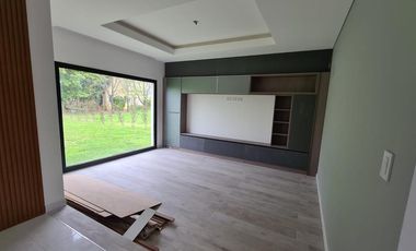 EN VENTA - CASA 3 DORMITORIOS A ESTRENAR - LA BAHÍA, PUEBLO ESTHER