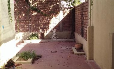BARRIO DECAVIAL CALLE LOS NOGALES