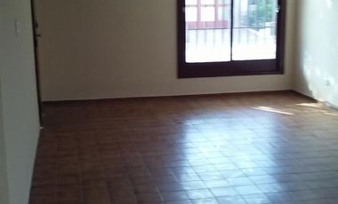 BARRIO DECAVIAL CALLE LOS NOGALES