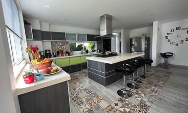 CASA EN CONDOMINIO. Cod A6188