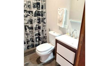 VENTA / CHALET DE CUATRO AMBIENTES / SIERRA DE LOS PADRES