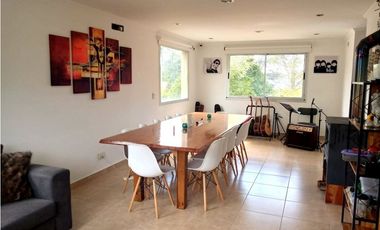 VENTA / CHALET DE CUATRO AMBIENTES / SIERRA DE LOS PADRES