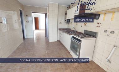 ALQUILER Semipiso 3 dormitorios con doble ingreso y terraza – Centro Córdoba