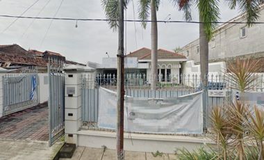 Jual Rumah cocok untuk Tempat Usaha di Petemon Surabaya