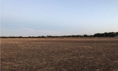 Lotes desde 7800 M2 en Villa Esquiu