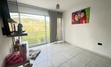 apartamento en venta en la floresta. Cod V5566