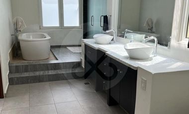 RESIDENCIAL FIESOLE Casa en venta en Lomas Country Club