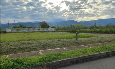 VENTA LOTE UNIDAD CERRADA - ENTRE VITERBO Y PEREIRA - EJE CAFETERO