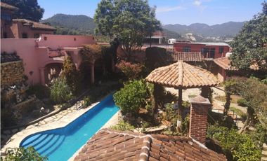 BELLA  Y CONFORTABLE RESIDENCIA EN EL CERRILLO S.C.L.C.