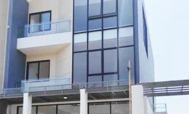 Disewakan Ruko Hoek Lebar Bebas Banjir Letak Strategis