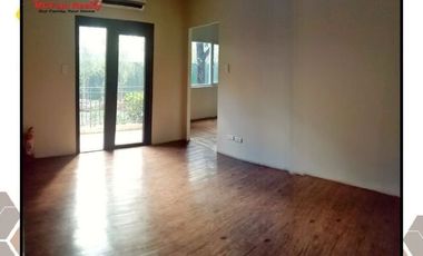 2 Bedrooms Condo for Sale in THE HIVE Taytay Rizal, pls contact Donald @ 0955561---- or 0933825----