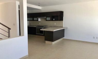 Gran Oportunidad Tiene Todo! 3 Niveles C250m2 Jardin 72M2 + Gran Salon de Juegos