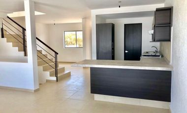 Gran Oportunidad Tiene Todo! 3 Niveles C250m2 Jardin 72M2 + Gran Salon de Juegos