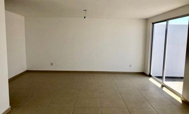 Gran Oportunidad Tiene Todo! 3 Niveles C250m2 Jardin 72M2 + Gran Salon de Juegos
