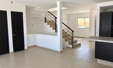 Gran Oportunidad Tiene Todo! 3 Niveles C250m2 Jardin 72M2 + Gran Salon de Juegos