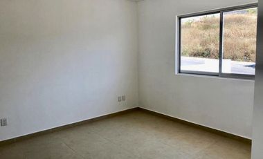 Gran Oportunidad Tiene Todo! 3 Niveles C250m2 Jardin 72M2 + Gran Salon de Juegos