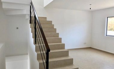 Gran Oportunidad Tiene Todo! 3 Niveles C250m2 Jardin 72M2 + Gran Salon de Juegos
