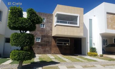 Casa en Venta - Parque Victoria - Lomas de Angelópolis. II