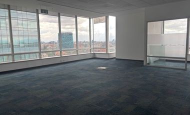 oficina en arriendo en santa barbara-usaquén. Cod A52058