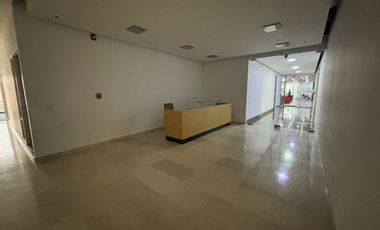 oficina en arriendo en santa barbara-usaquén. Cod A52058