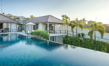 FIVE-BEDROOM VILLA WITH STUNNING OCEAN VIEWS IN PANDAWA BEACH KUTUH