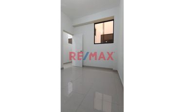 ✨ ¡Descubre tu nuevo hogar en la vibrante ciudad de Tarapoto! ✨

🌟 Presentamos un moderno departamento flat, ubicado en el corazón de la ciudad en J