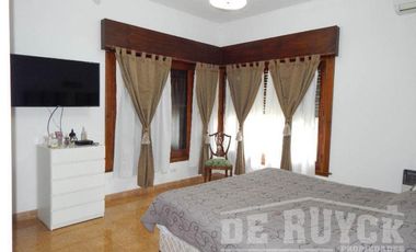 Casa en Venta en Quilmes Oeste