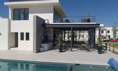 CASA AMUEBLADA EN RENTA CONDOMINIO CELESTE FRACC. ZAKIA