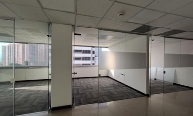 oficina en arriendo en bosque de pinos-usaquén. Cod A51540