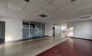 oficina en arriendo en bosque de pinos-usaquén. Cod A51540